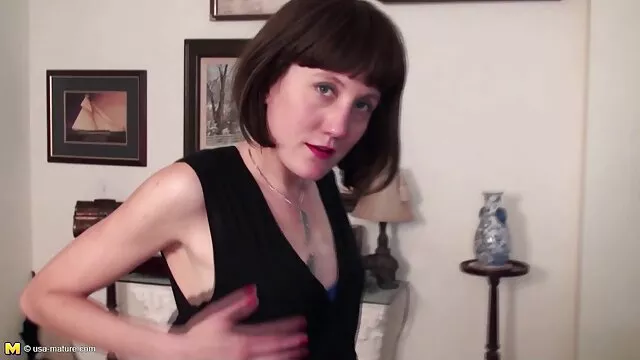 Papy sans dents baise film porno amateur française une jeune maîtresse la veille de Noël