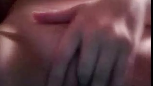 Une jeune femme a invité une video x amateur francais gratuit amie à diversifier les relations sexuelles avec son mari