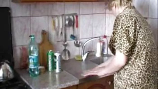 La brune passionnée Clarie Ladies suce une grosse extrait video porno amateur bite bien dure