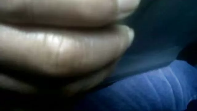 Une jeune nana a beaucoup de sperme sur son visage film x amateur gratuit francais