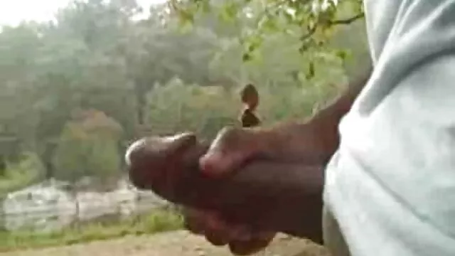 S'étant installée confortablement sur le berceau, la génisse blonde dépravée se satisfait d'une légère masturbation, mais elle ne sait pas encore qu'elle rencontrera film porno amateur francais gratuit une énorme bite noire
