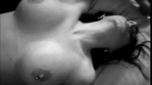 Rousse film x amateur allemand salope aime le sexe hardcore