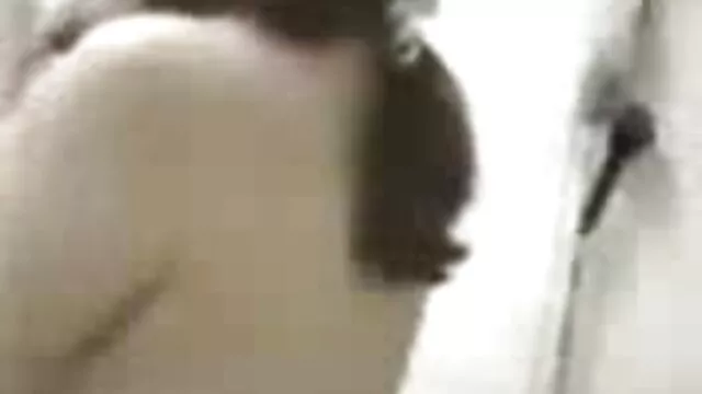 La mère adoptive Kendra Lust baise avec video xxx amateur francais un jeune beau-fils