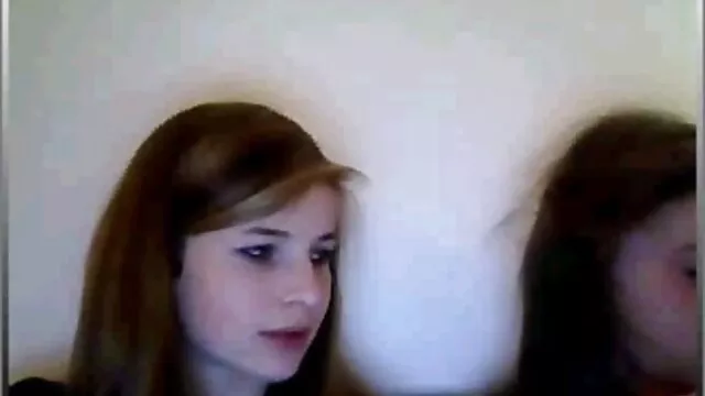 Gangbang avec deux putes vidéo x amateur français coquines