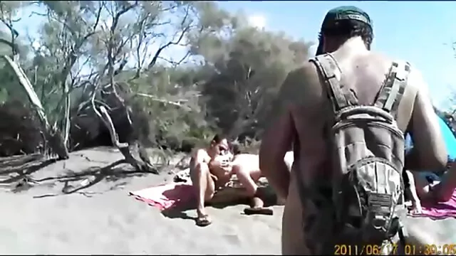 Une brune film x echangiste francais noire et passionnée baise avec un mec sympa et jouit