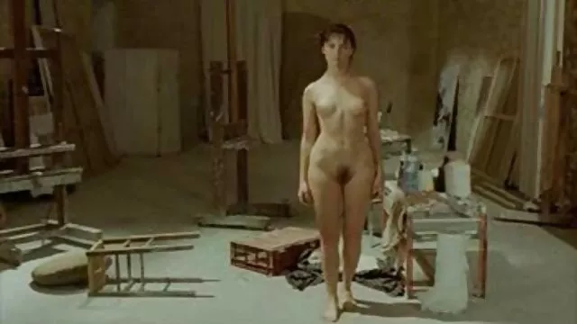 Une film x français gratuit amateur vieille blonde se masturbe avec un gode